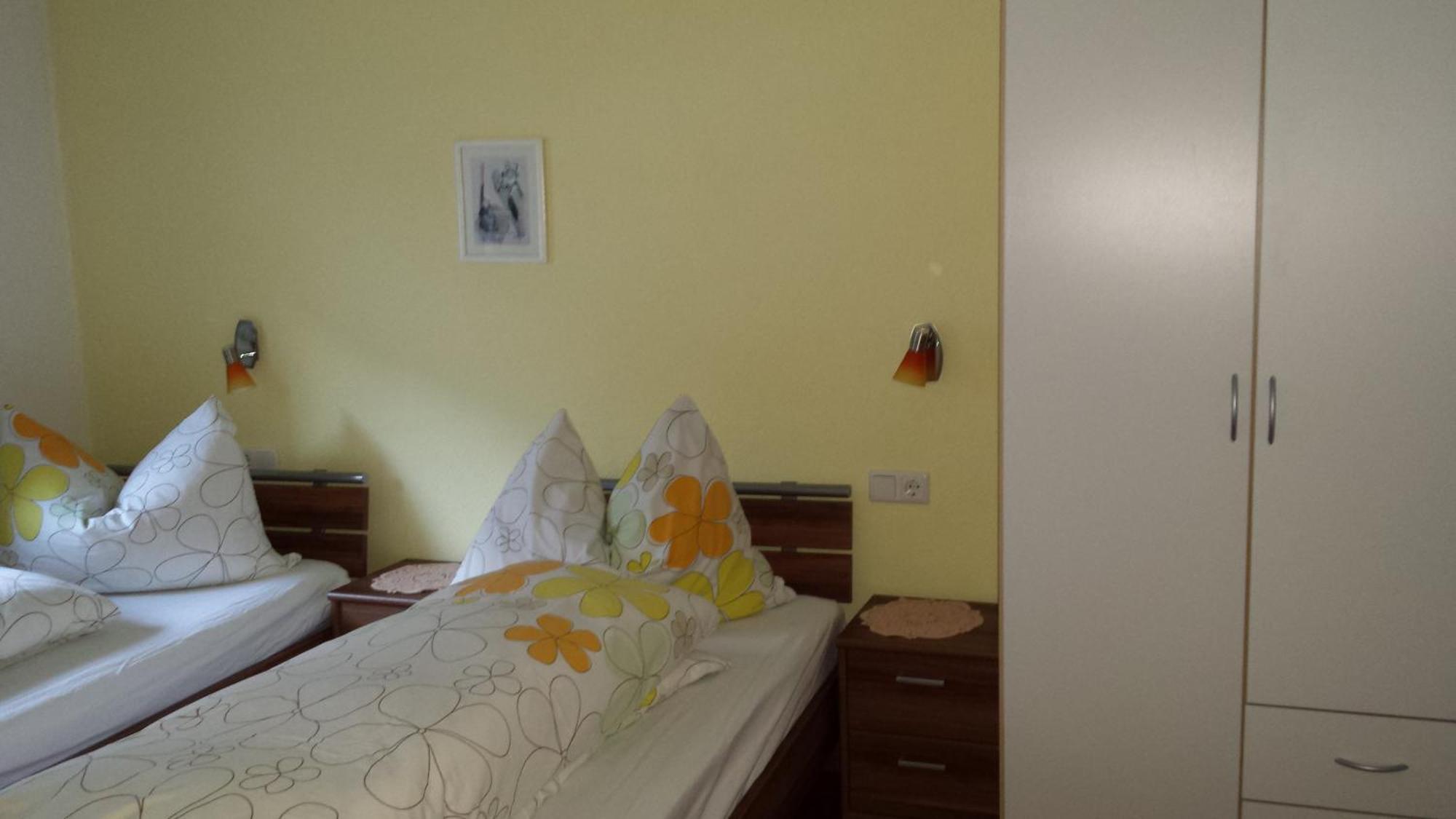 Apart Ehart Schnann Room photo